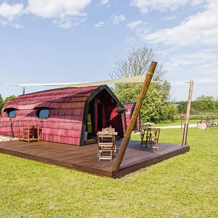 Saare Paadikuela Campingplatz *