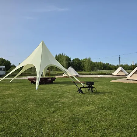 Saare Paadikuela Camping Veskikuela
