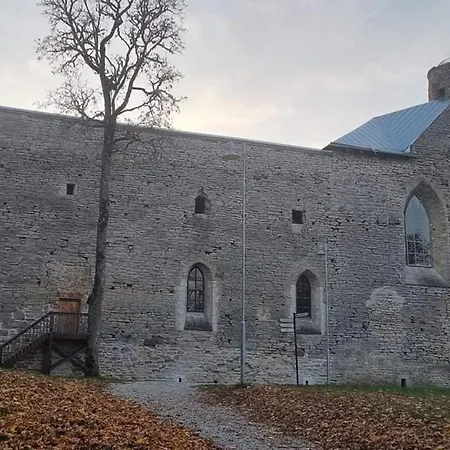 مكان تخييم Saare Paadikuela Veskikuela