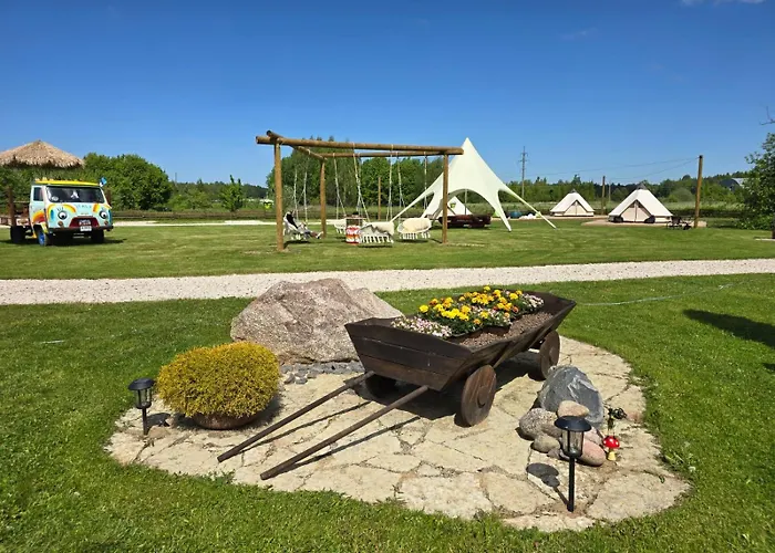 营地 Saare Paadikuela