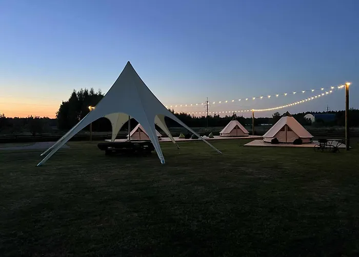 Parque de Campismo Saare Paadikuela *