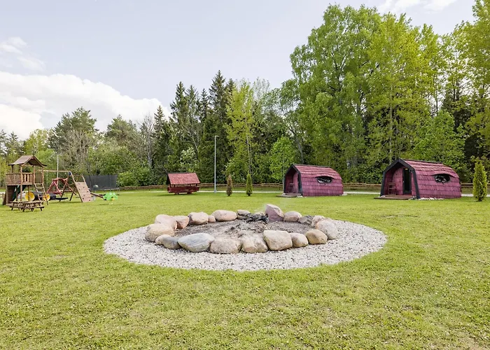 Saare Paadikuela Parque de Campismo *